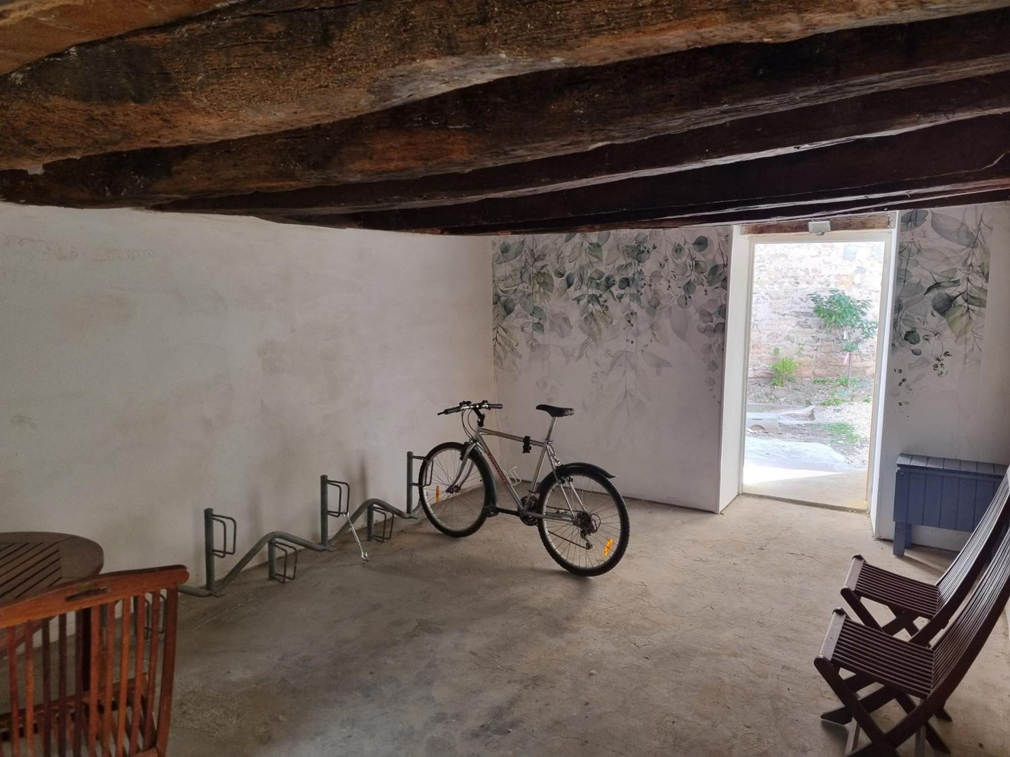 Fenetre Sur Cour Du Docteur Privey - Secure Park Bike - Voie Bleue Hotel Tournus Ngoại thất bức ảnh